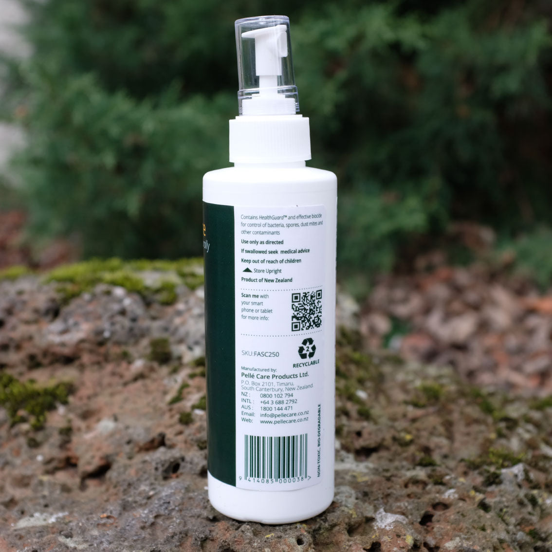 Pelle Fabric Spot Cleaner